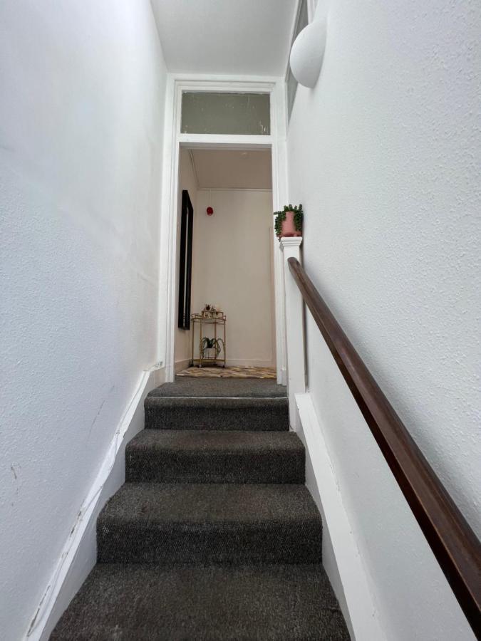 2-Bedroom Plus Living Room Flats Near Edgware Road ลอนดอน ภายนอก รูปภาพ