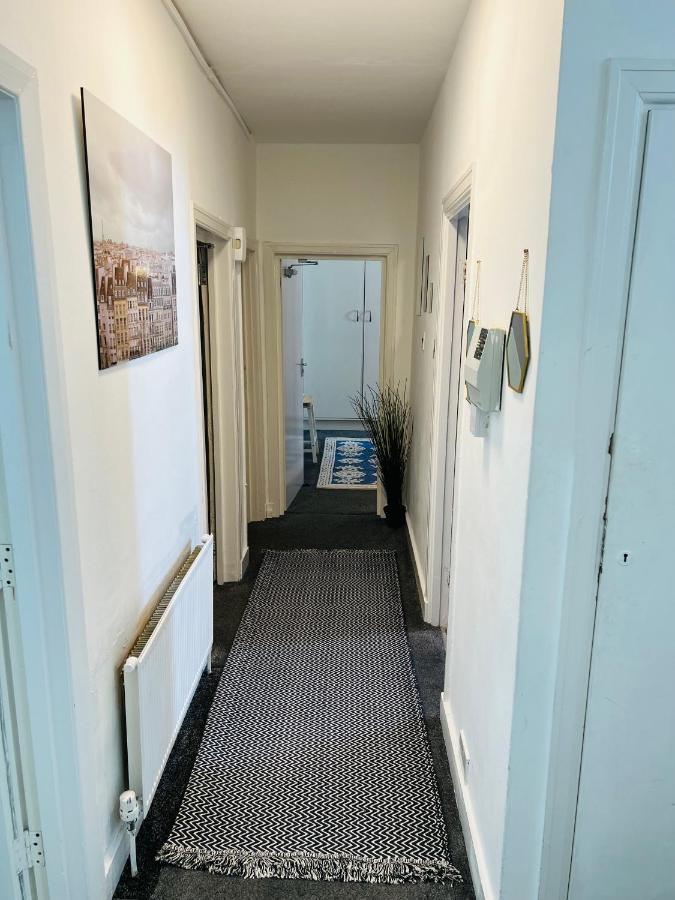 2-Bedroom Plus Living Room Flats Near Edgware Road ลอนดอน ภายนอก รูปภาพ