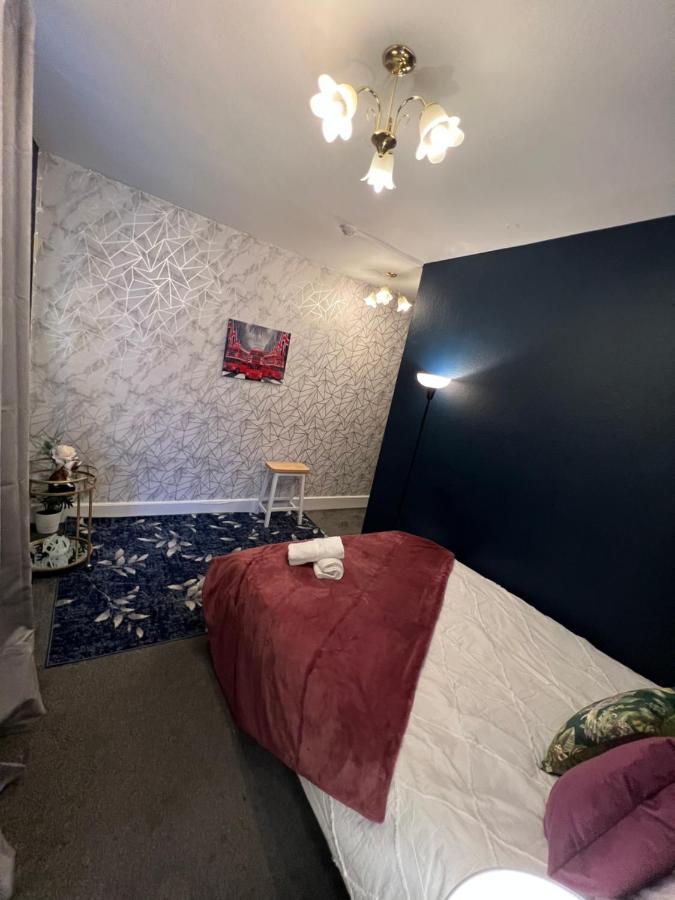 2-Bedroom Plus Living Room Flats Near Edgware Road ลอนดอน ภายนอก รูปภาพ