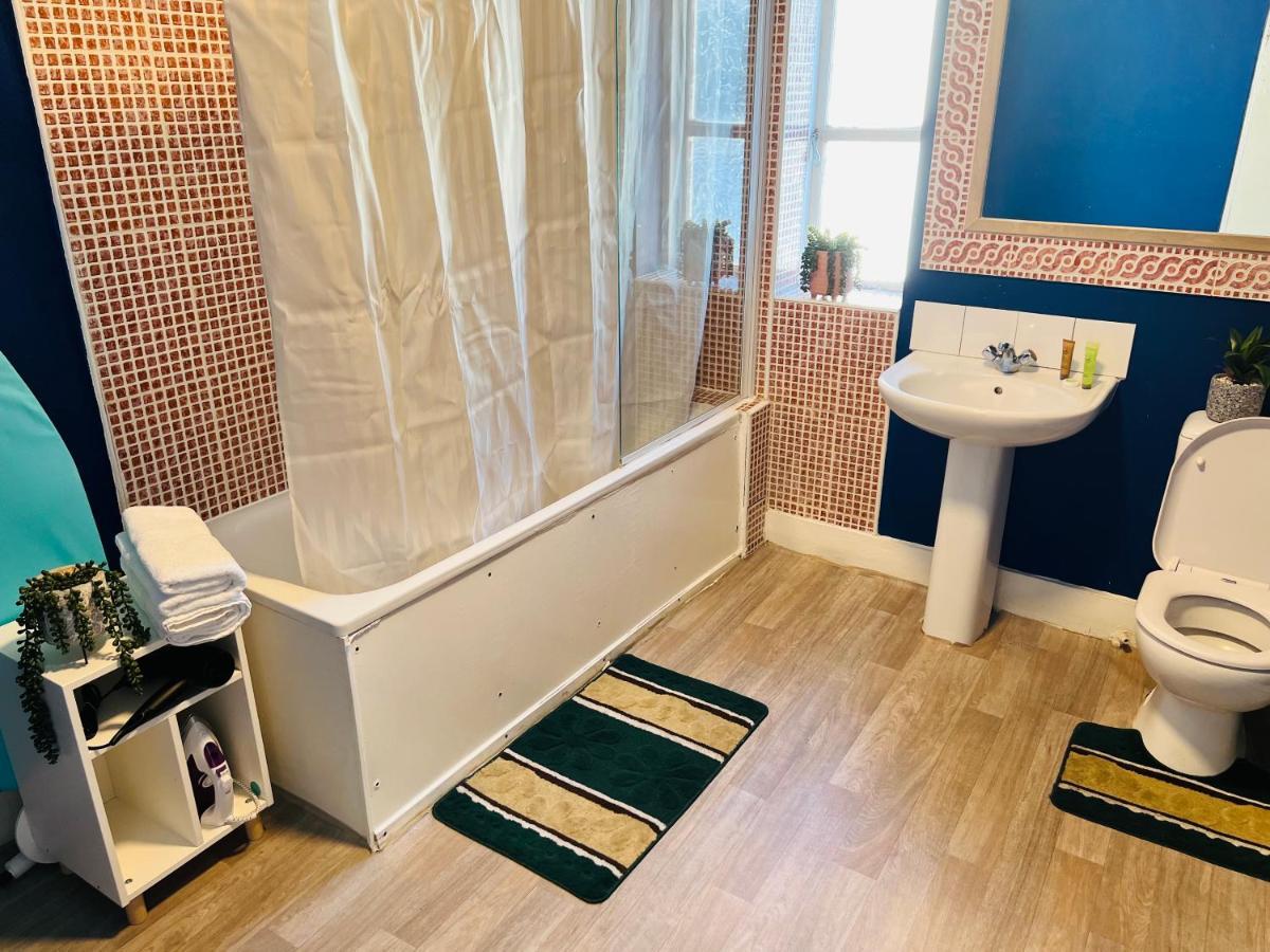 2-Bedroom Plus Living Room Flats Near Edgware Road ลอนดอน ภายนอก รูปภาพ