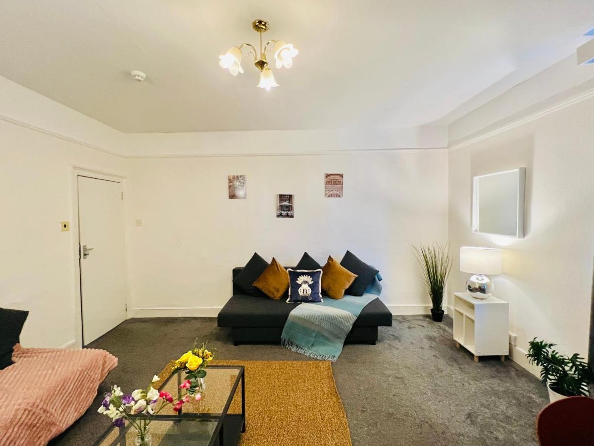 2-Bedroom Plus Living Room Flats Near Edgware Road ลอนดอน ภายนอก รูปภาพ