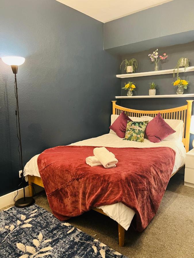 2-Bedroom Plus Living Room Flats Near Edgware Road ลอนดอน ภายนอก รูปภาพ