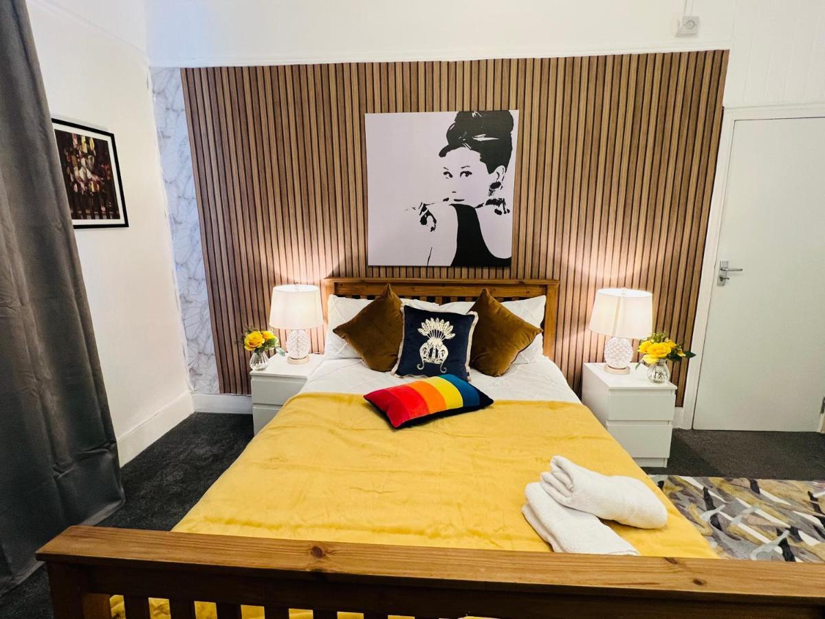 2-Bedroom Plus Living Room Flats Near Edgware Road ลอนดอน ภายนอก รูปภาพ